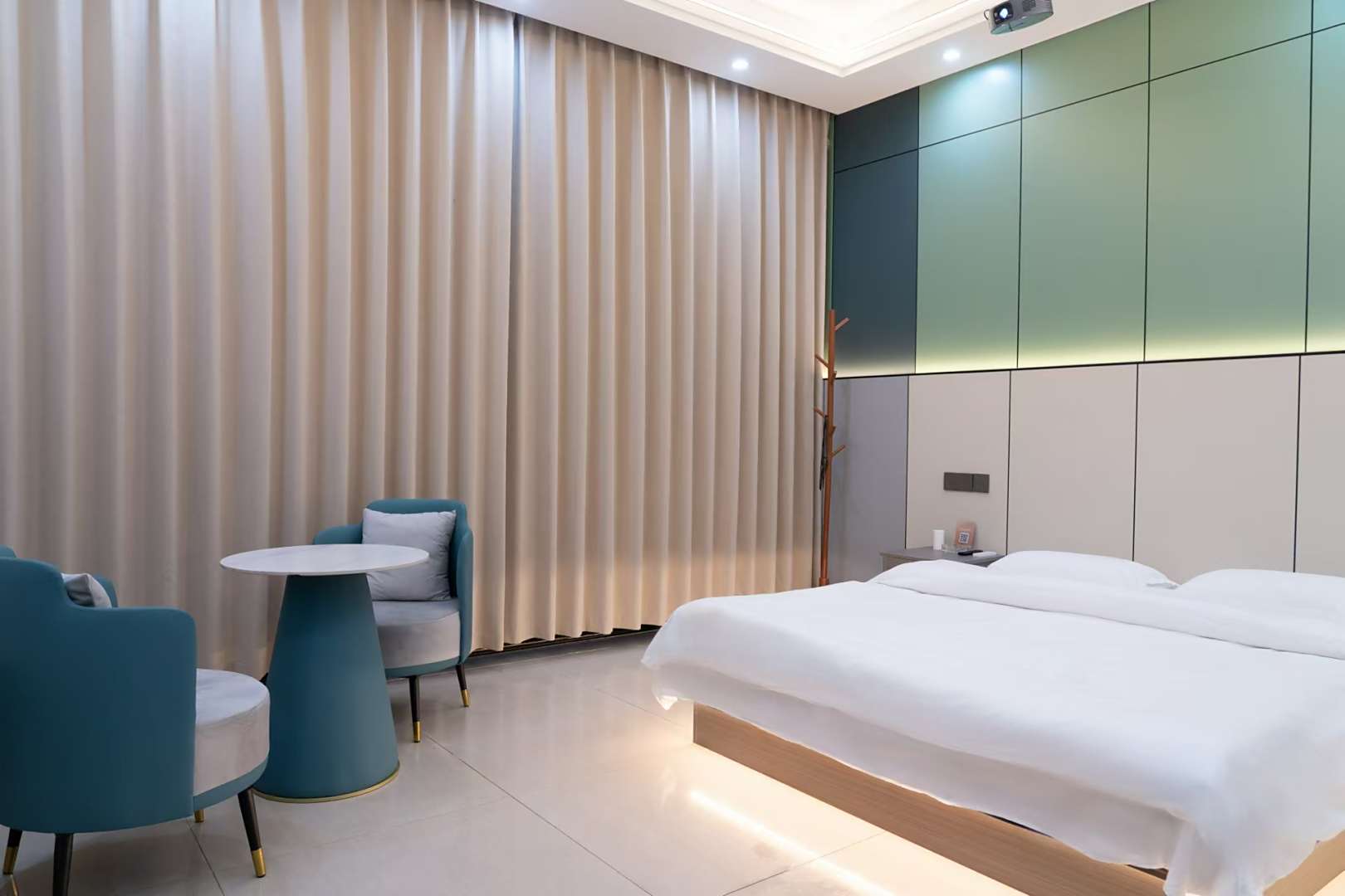 唯爱酒店(水寨店)
