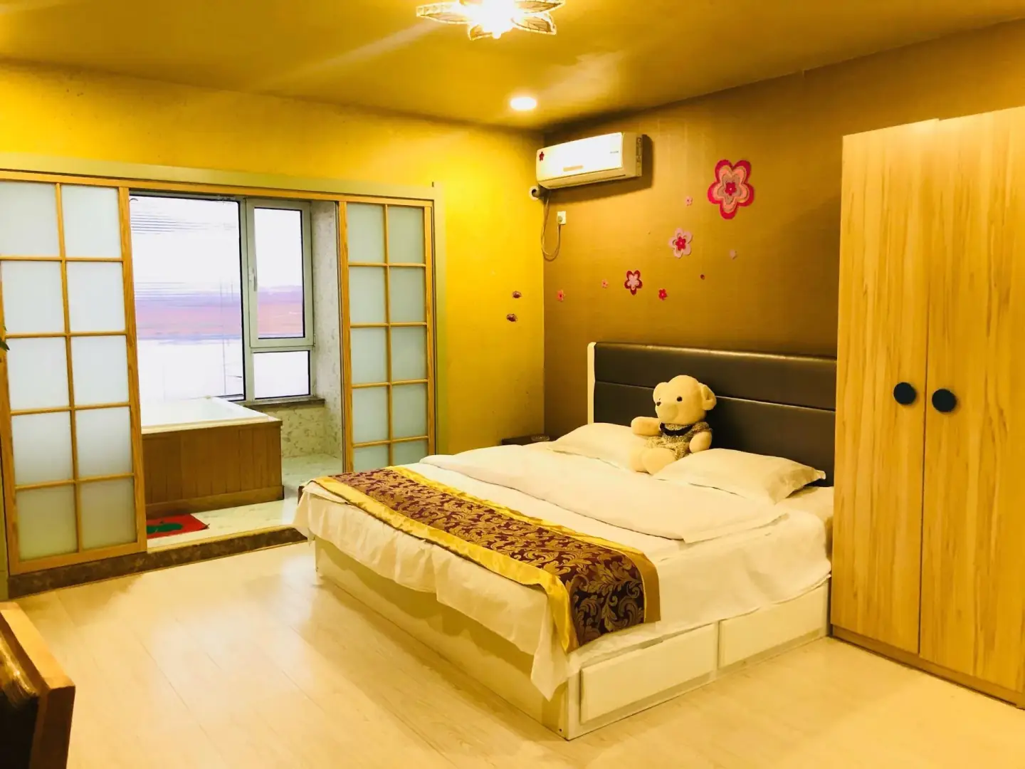 丹东阿信家江景温泉公寓(曙光路分店)