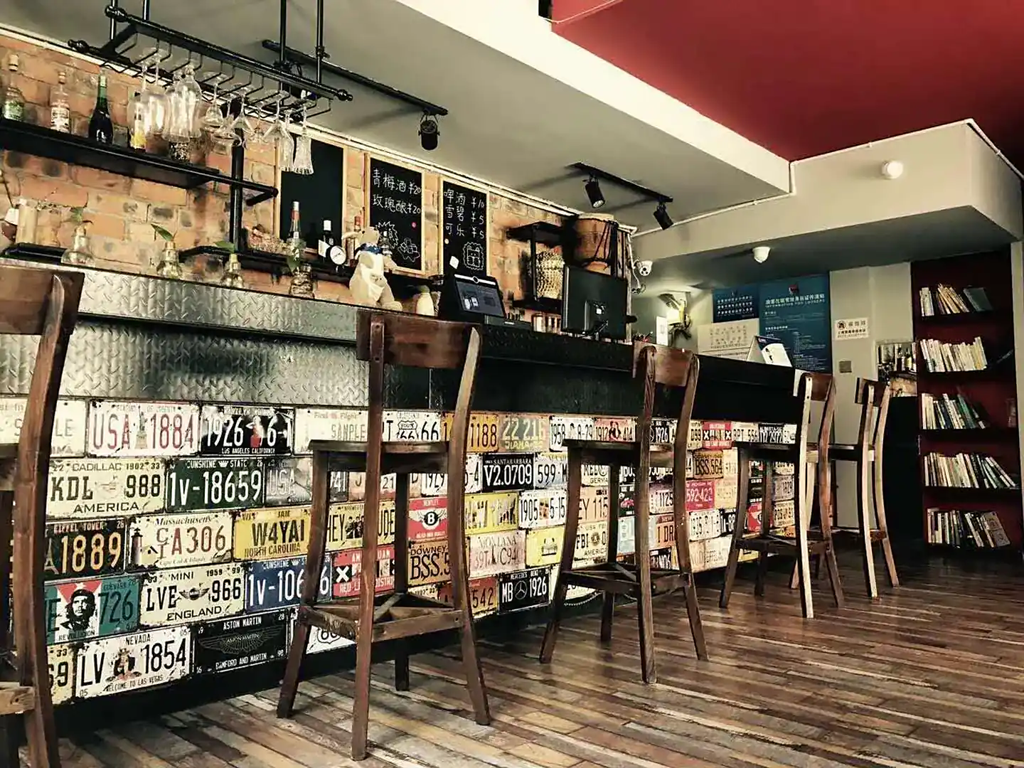 杭州晚安地球人青年旅舍(南星桥地铁站店)