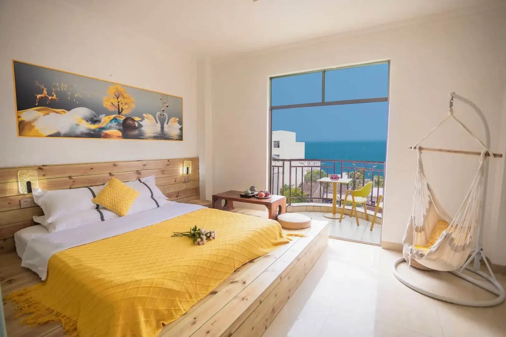 艳阳天海景客栈(滴水丹屏店)