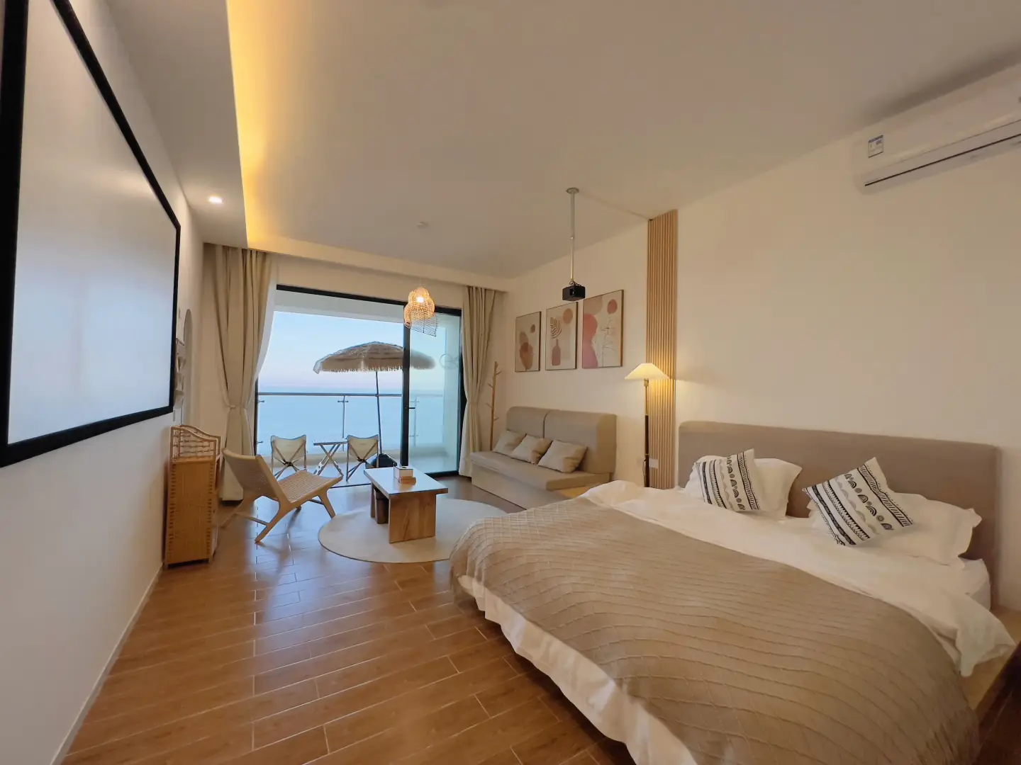 途惠日出东海美宿(惠东双月湾虹海湾三期店)