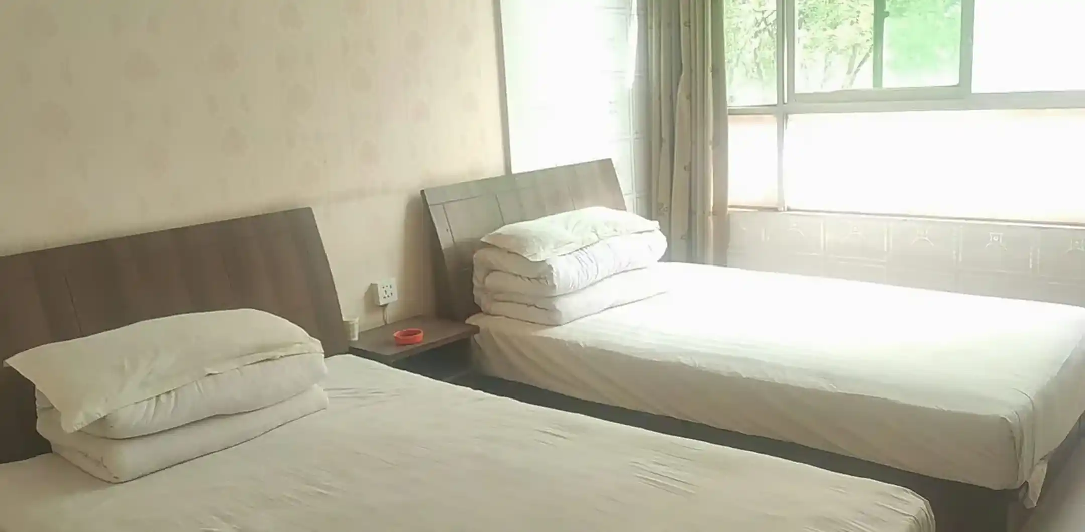 三源招待所(东风大街店)