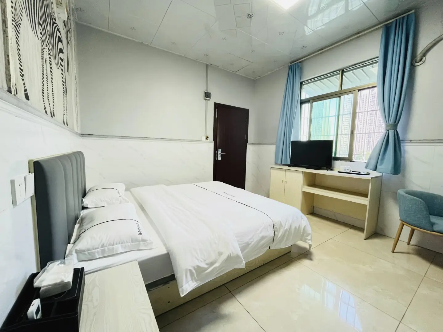 江门青年时尚公寓