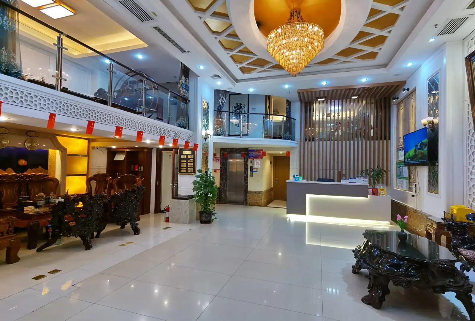 东兴都市酒店