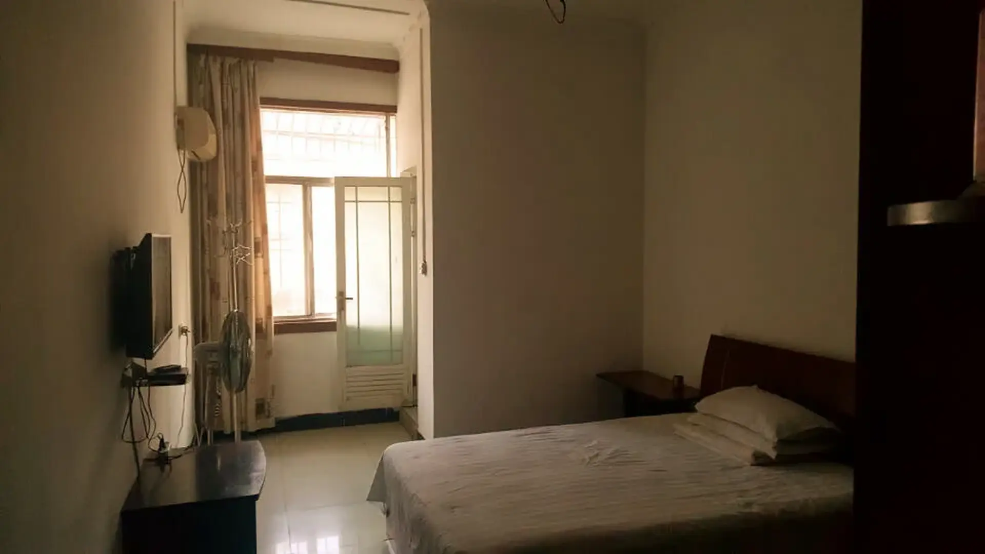 红火旅馆