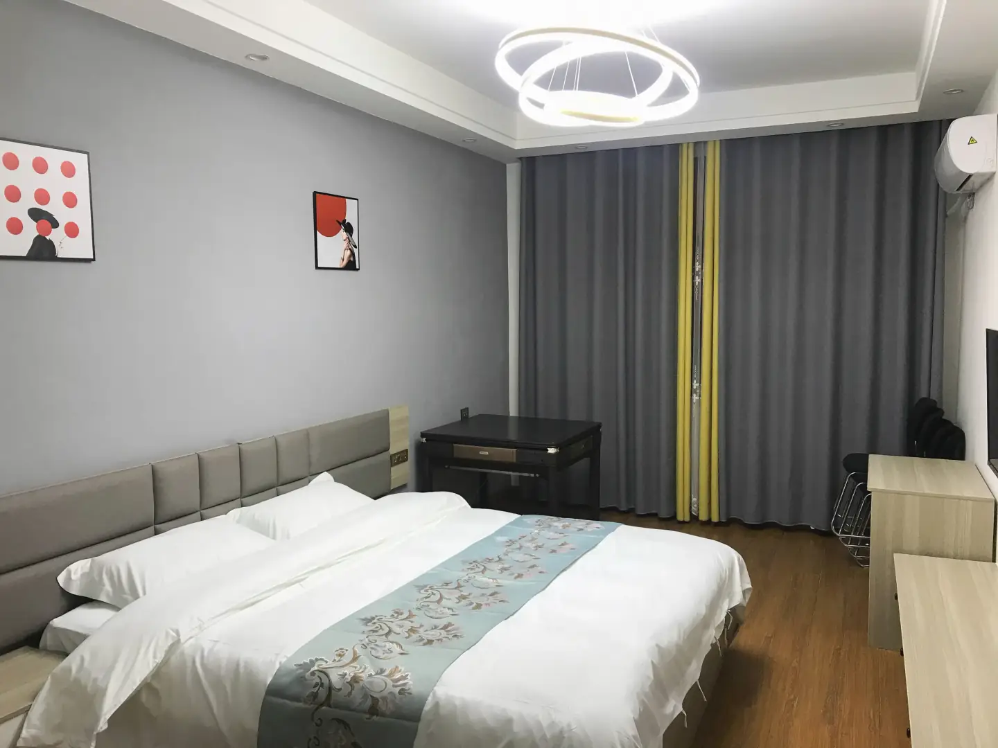 鑫鑫宾馆(铜仁学院新校区南门店)