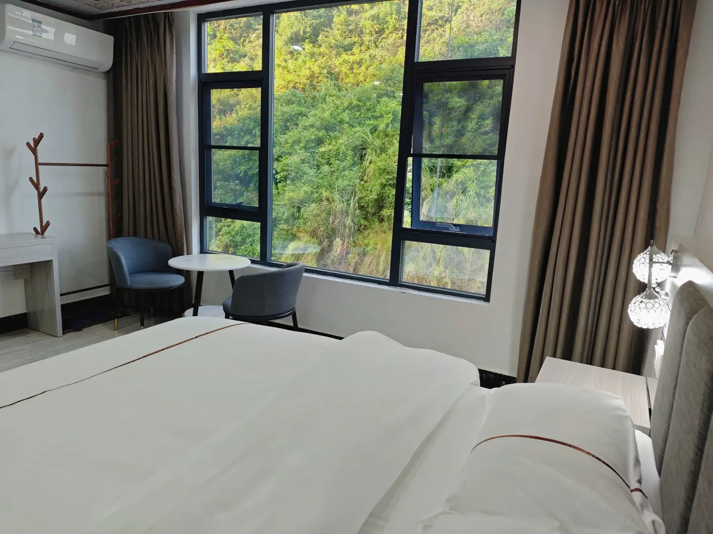 畔山小筑(德天瀑布景区店)