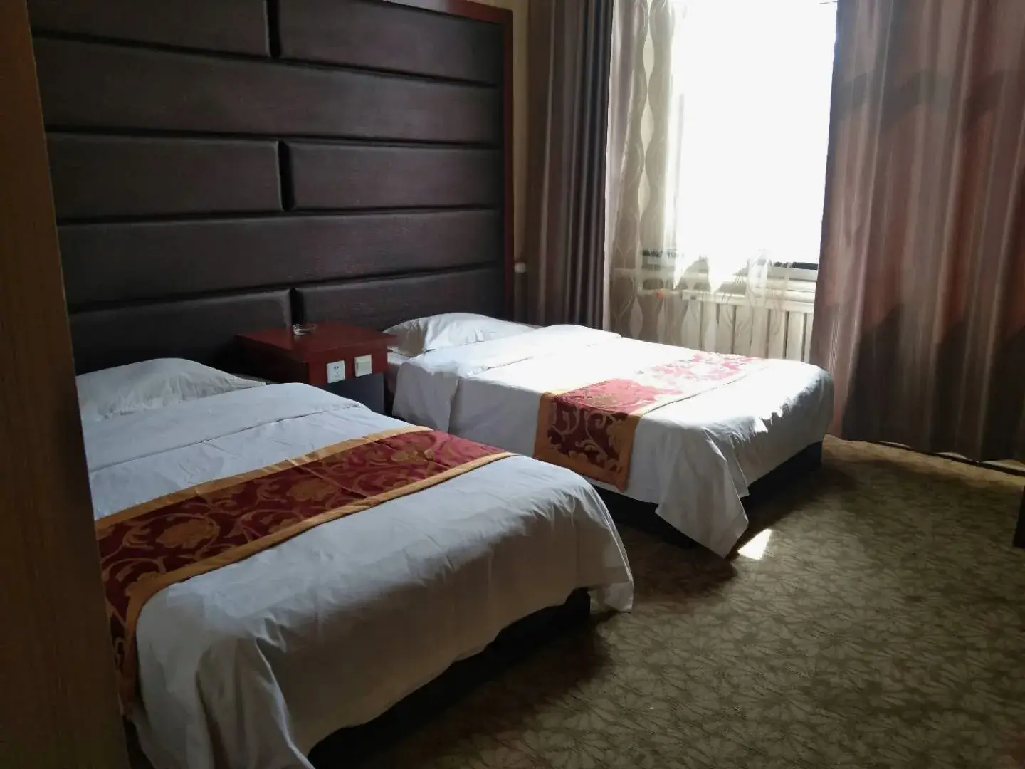 瑞鑫宾馆(土尔扈特大街店)