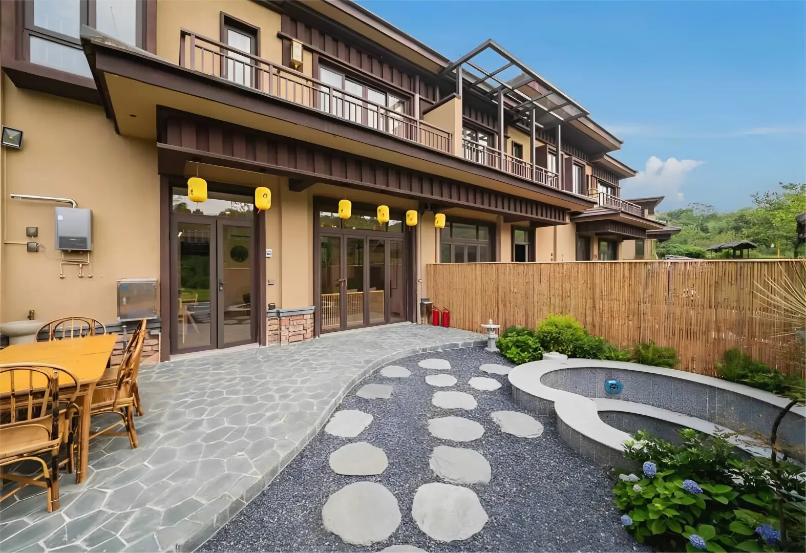 漫拾光·温泉日式别墅酒店(佛山绿地拾野川店)