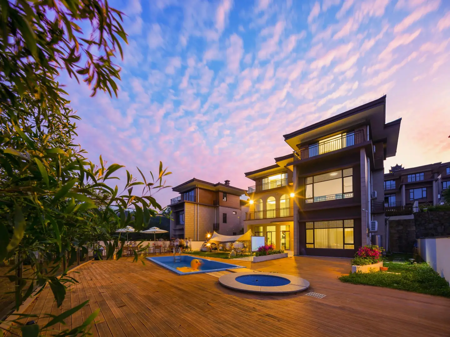 繁星阁·泳池温泉假日别墅(佛山美的鹭湖森林度假区店)