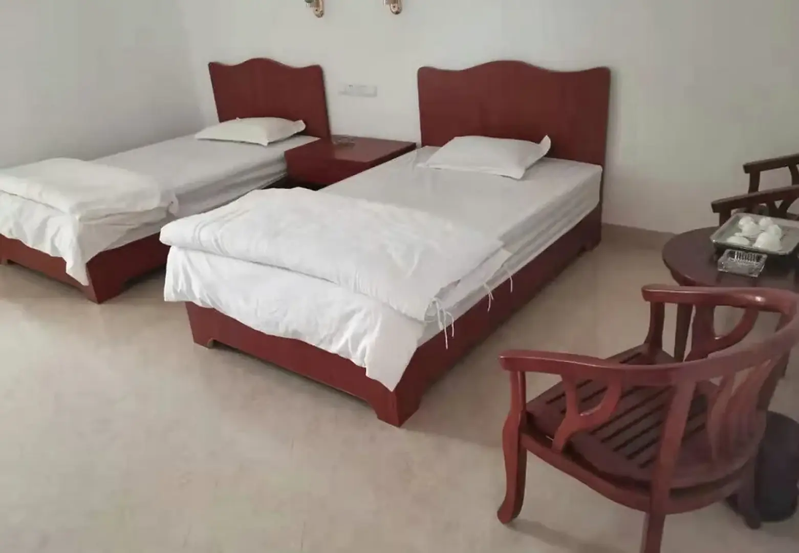 站前旅馆(福建省公路管理局郭坑储运处东北)