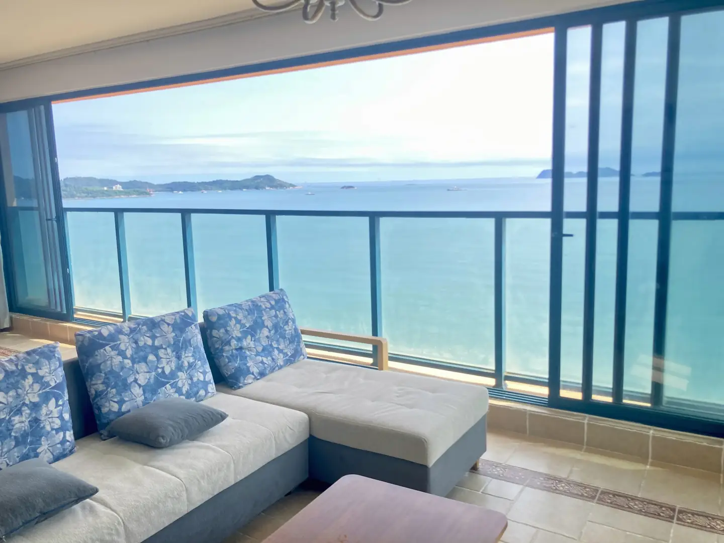 海皎月公寓(万科双月湾店)