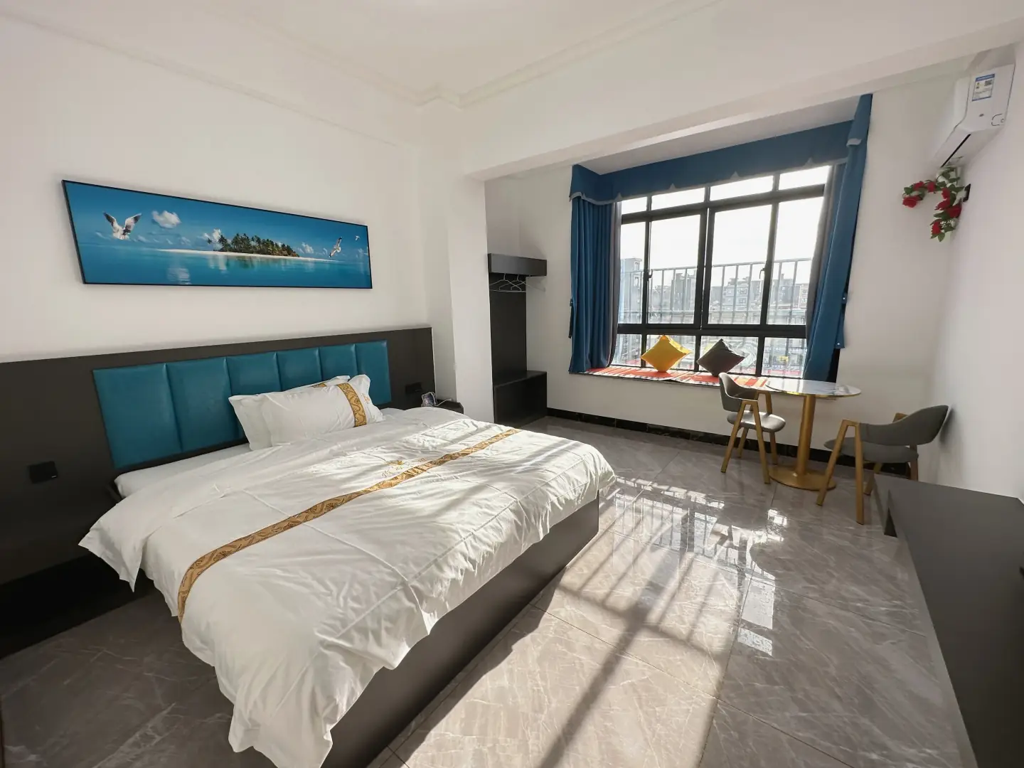 怡源宾馆(中七路店)