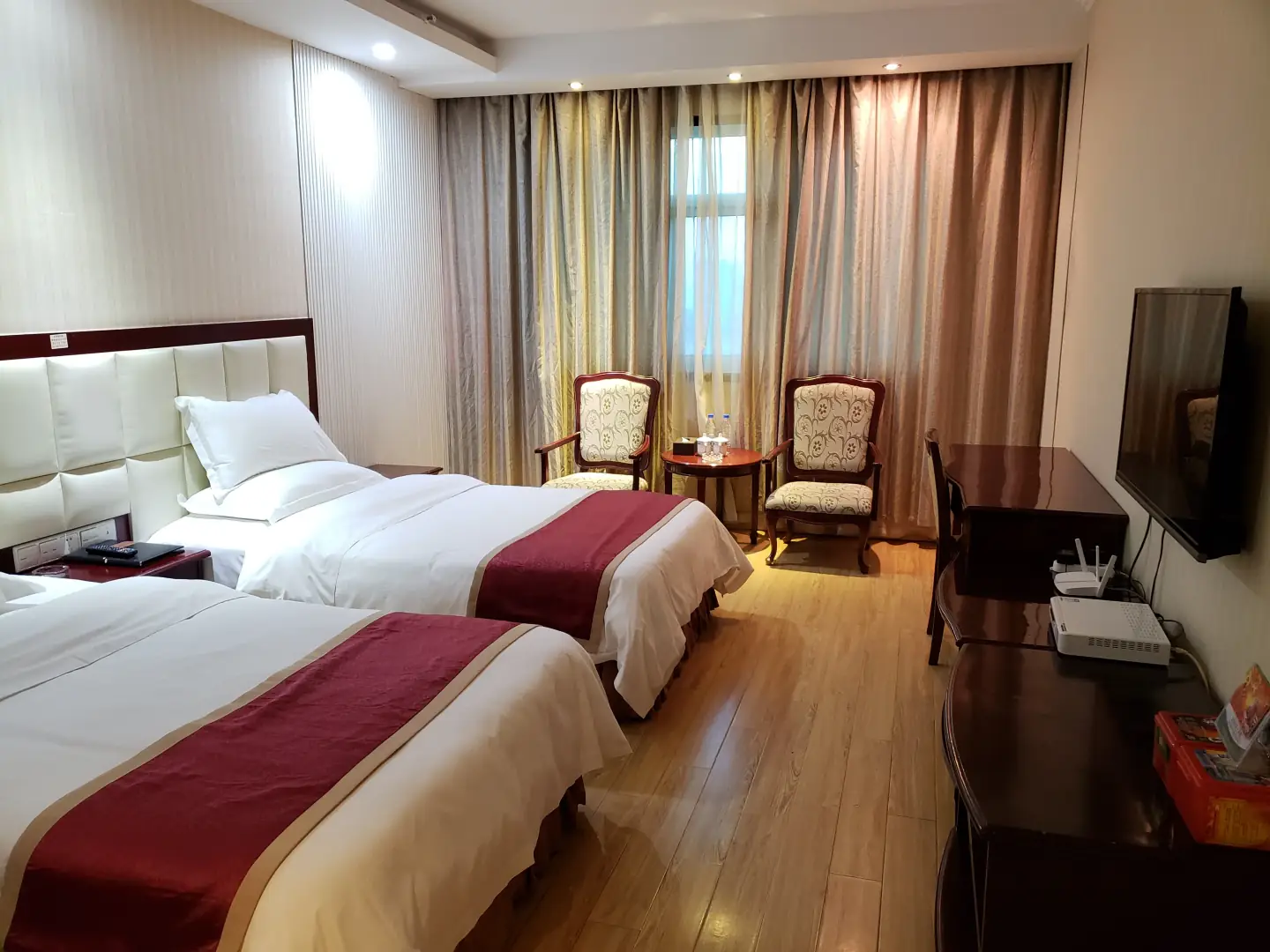 大方红楼酒店