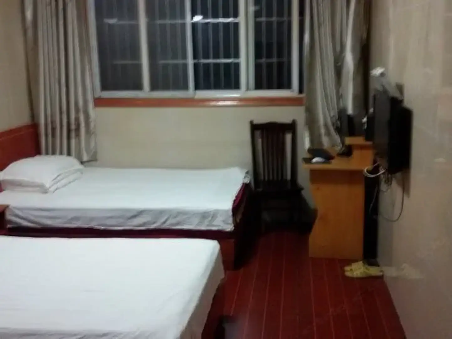 绿叶旅馆