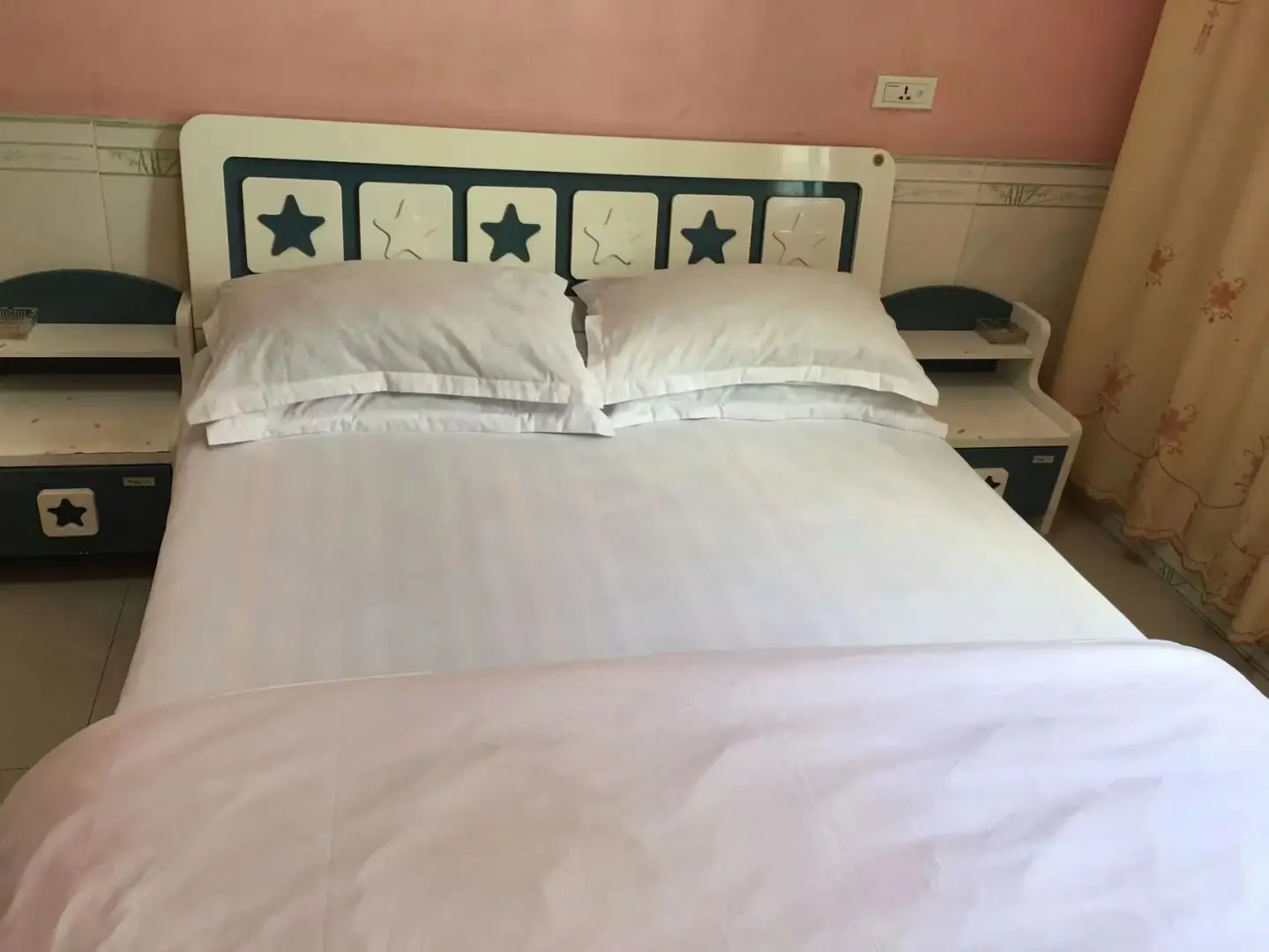 爱家宾馆(铜锣湾商业广场店)