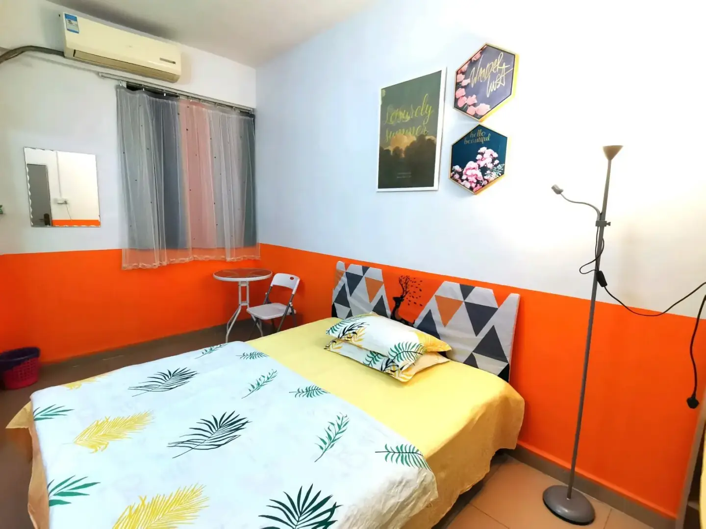 广州浪漫满屋客栈