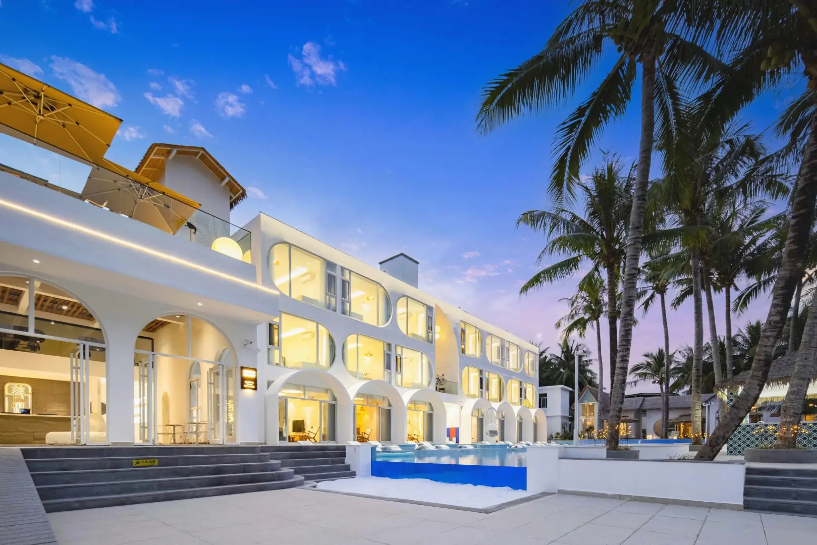 森宿·温泉泳池别墅酒店(佛山美的鹭湖半山汤谷店)