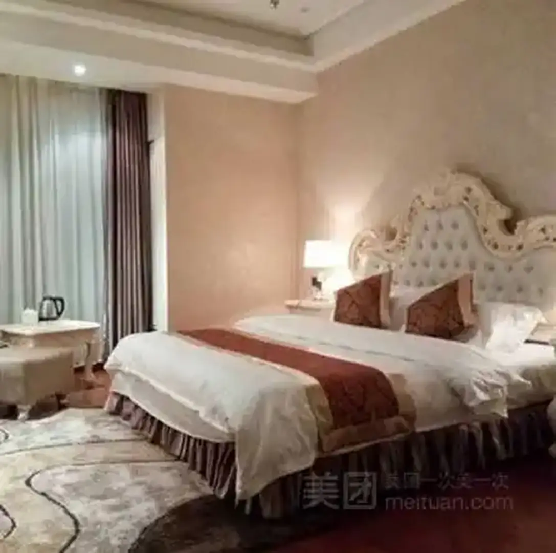 简爱主题宾馆(抚顺皇家海岸店)
