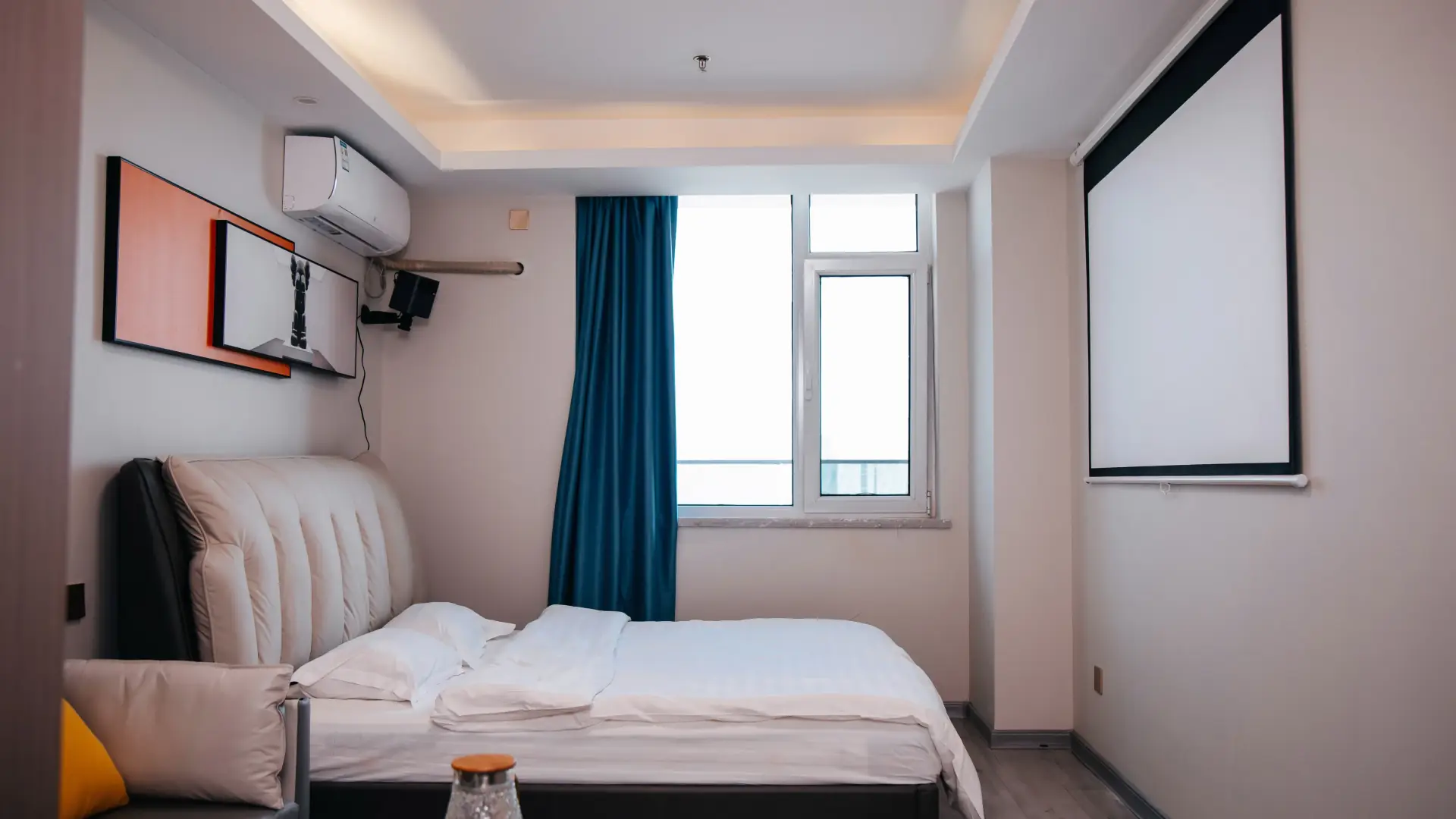 未来沉浸式观影主题度假公寓