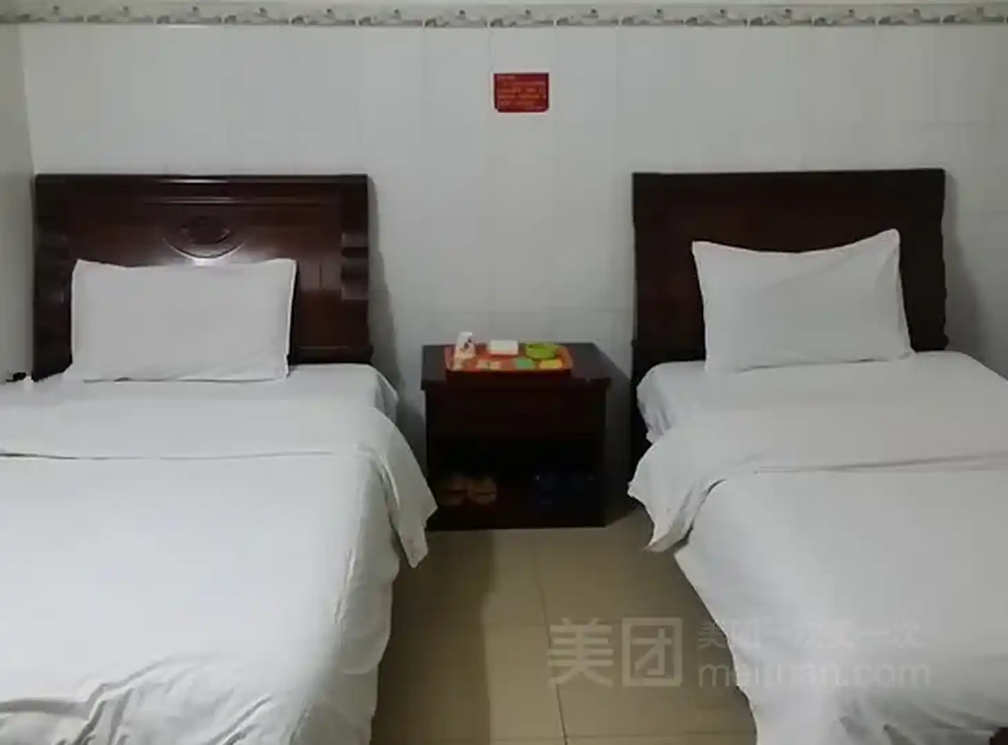 顺江旅馆