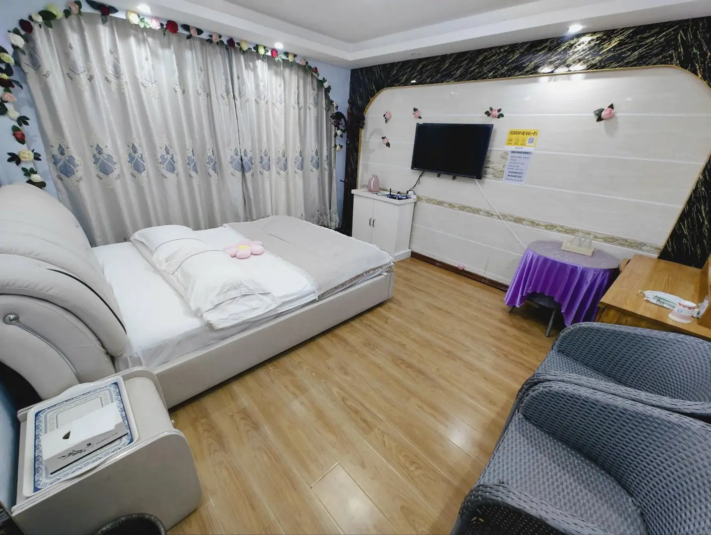 爱尚主题酒店(胜景路店)