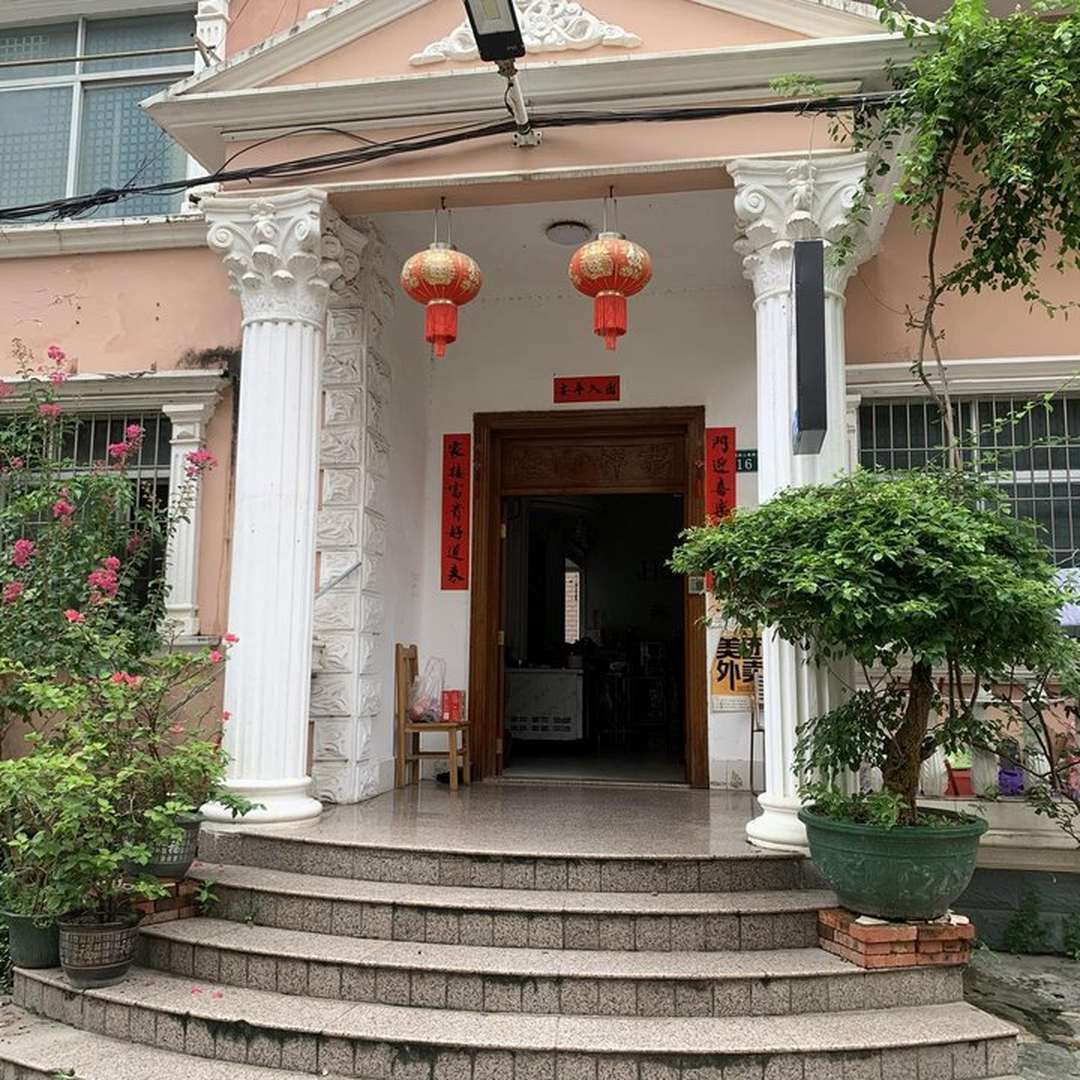 钦州荣华宾馆