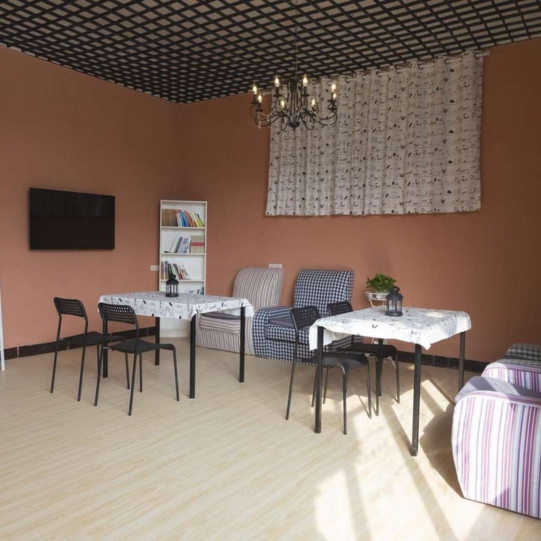 苏鲁美朵客栈(岸上店)
