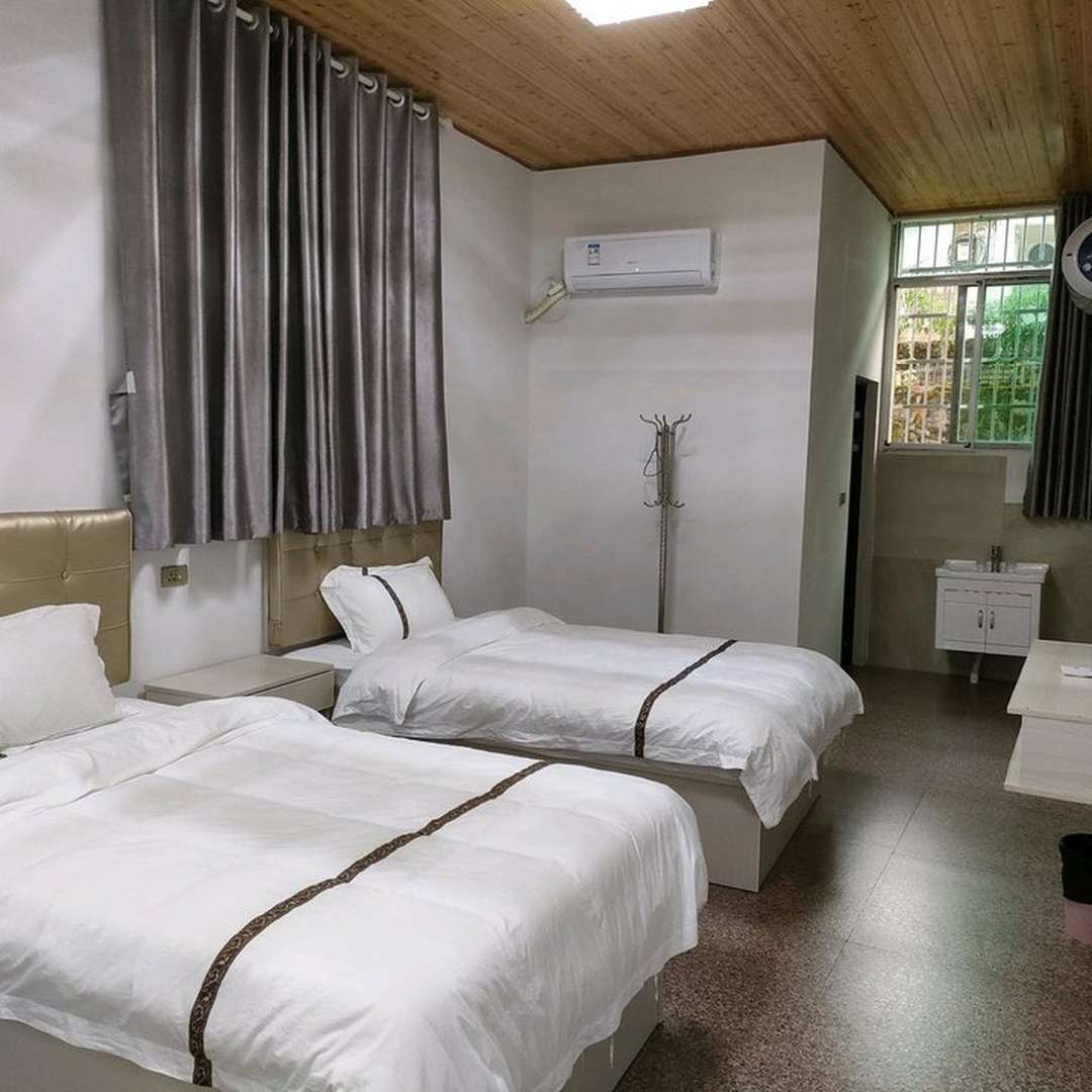 龙虎山俊晖民宿