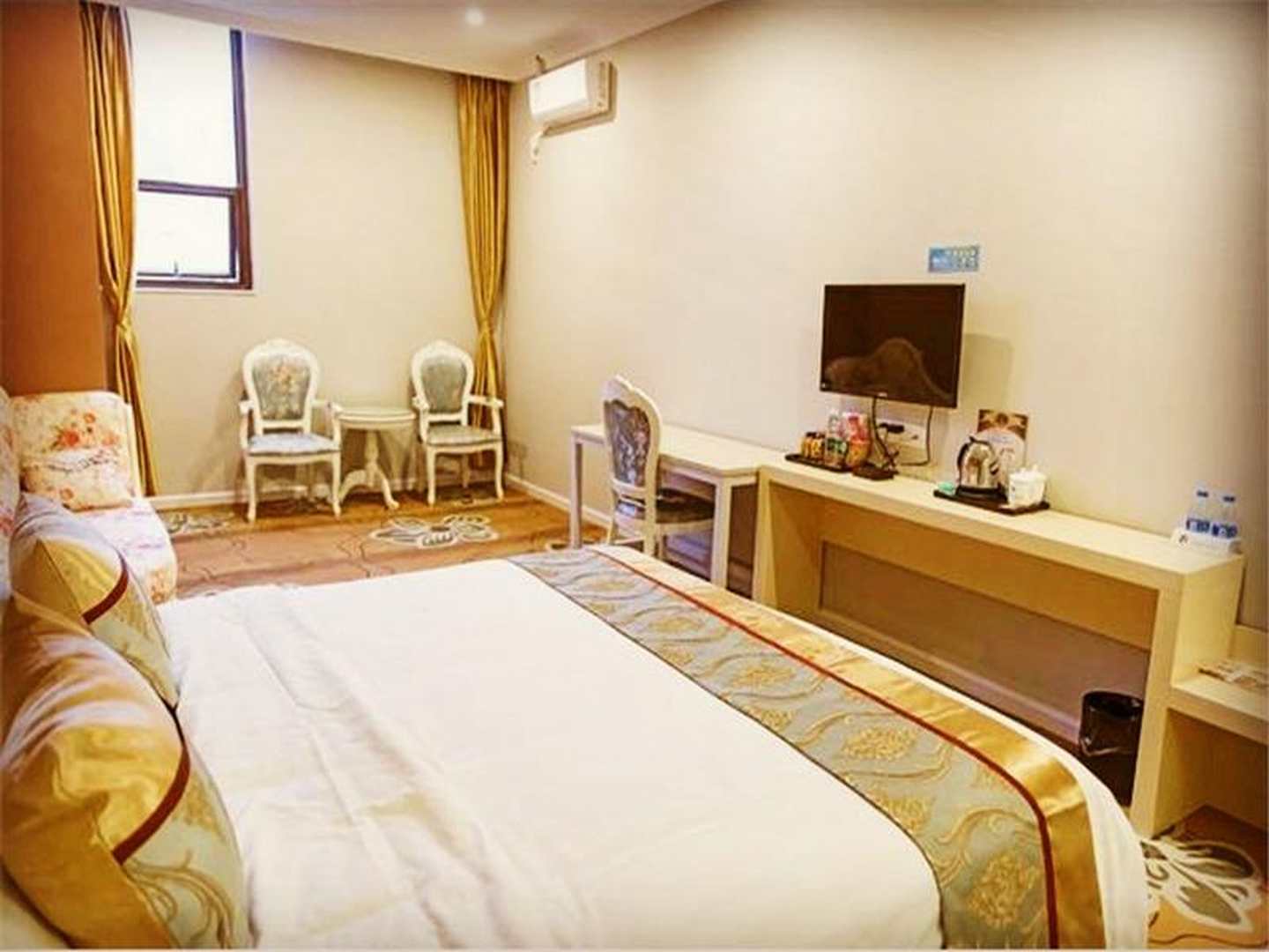 湘厨连锁酒店(南屏广昌店)