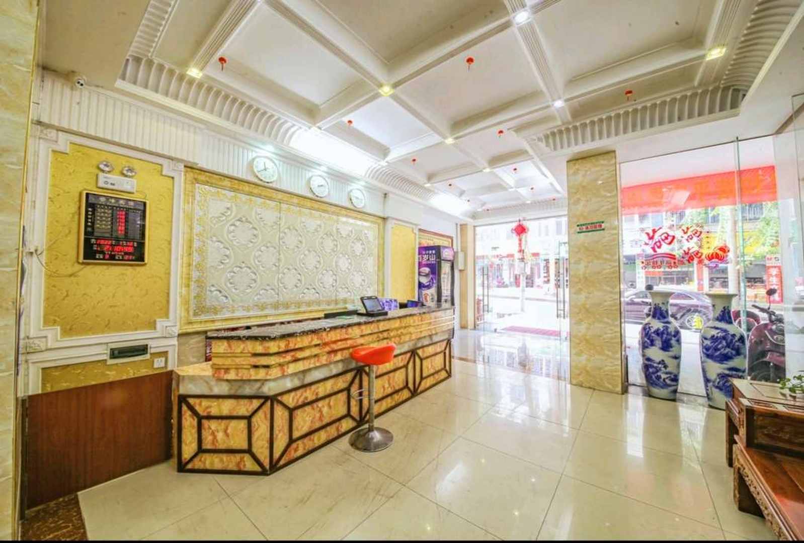 七巧屋酒店(儋州汽车站店)