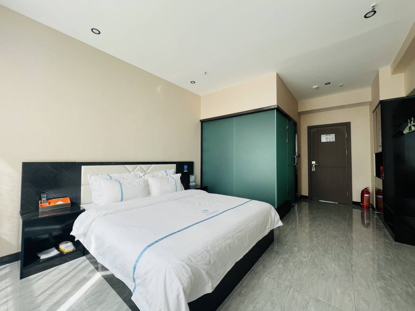 亿嘉欣商务酒店