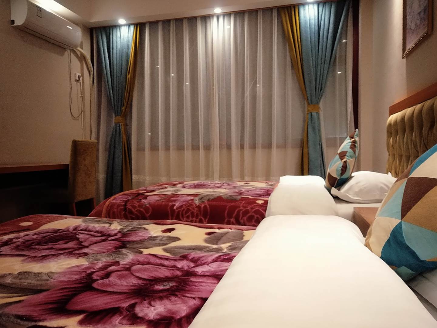 马尔康瑞天快捷酒店