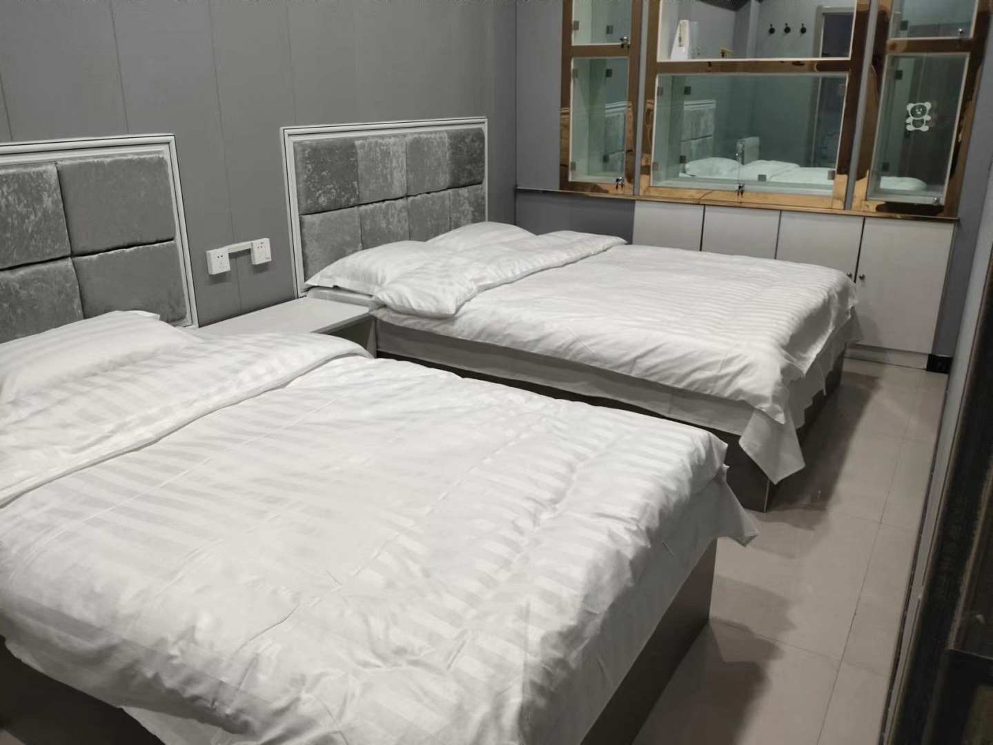 朋来客栈