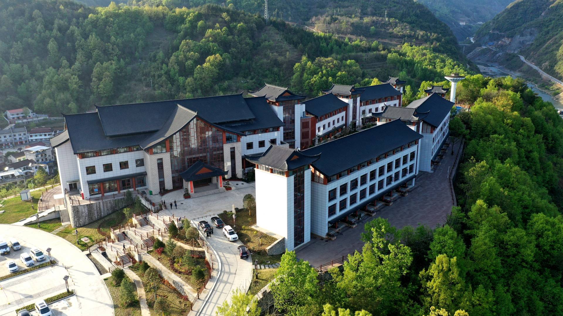 佛坪子午汉风酒店