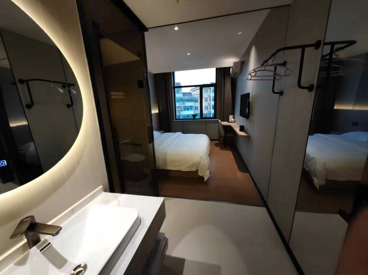 浩天翔月快捷酒店