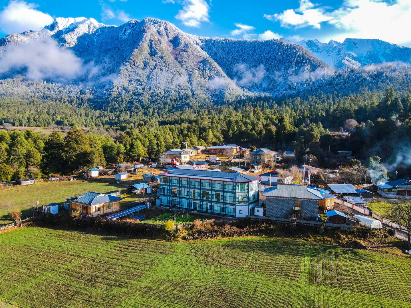 波密灵溪山居