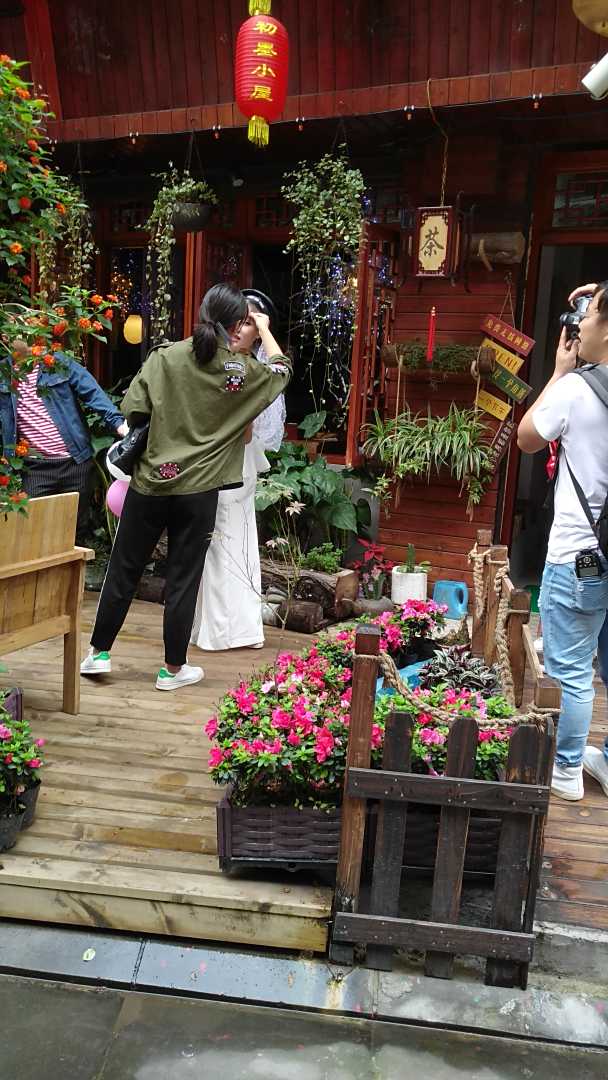 都江堰初墨小屋客栈