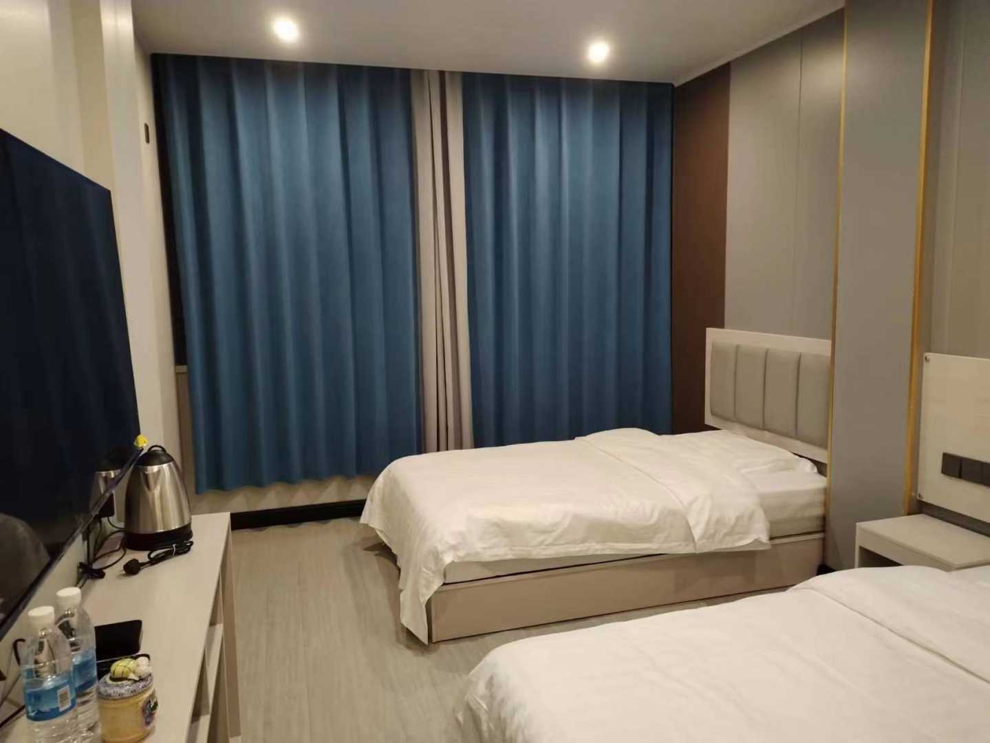 三秦宾馆