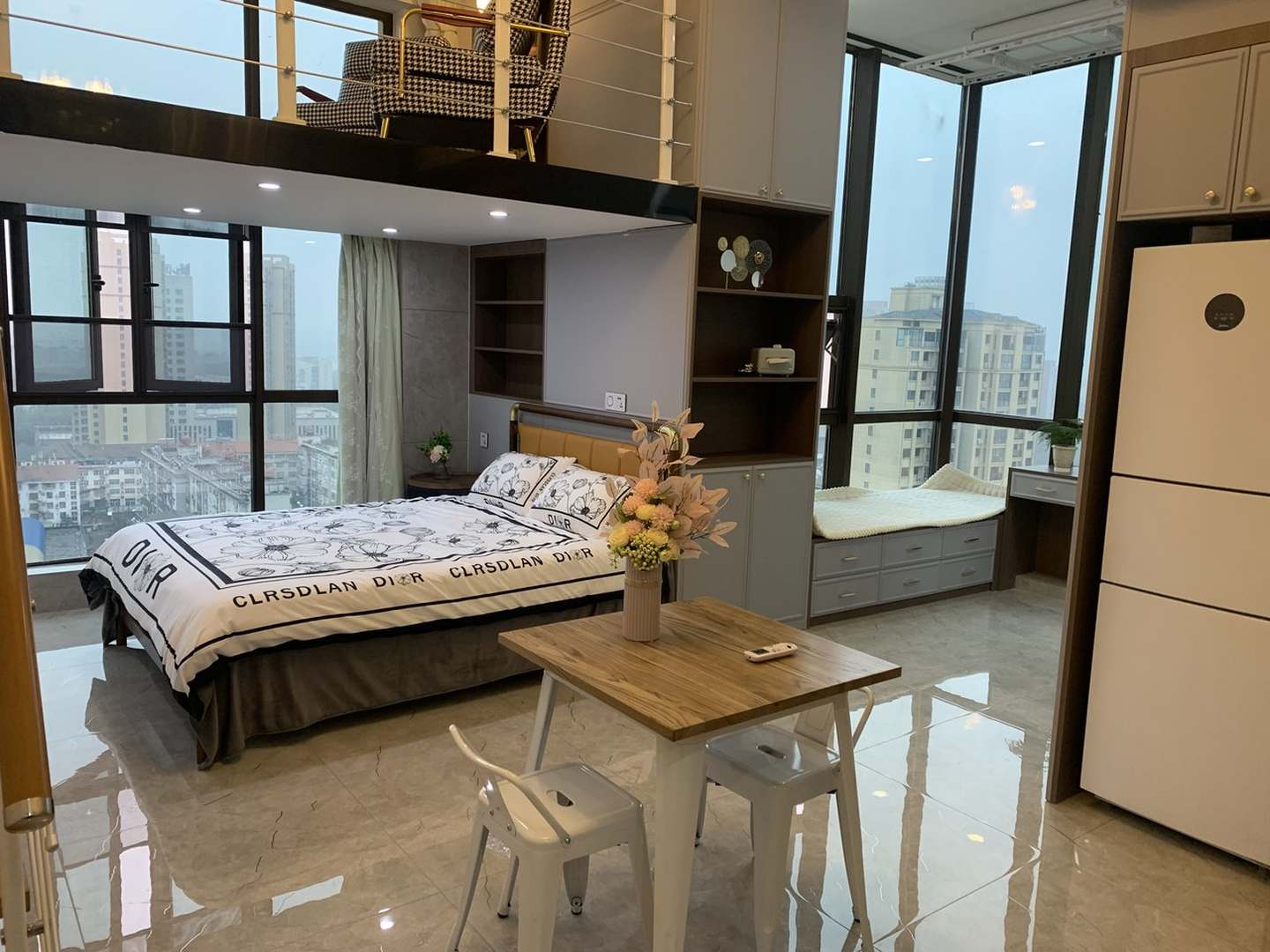 红果果民宿(新港二路3号分店)