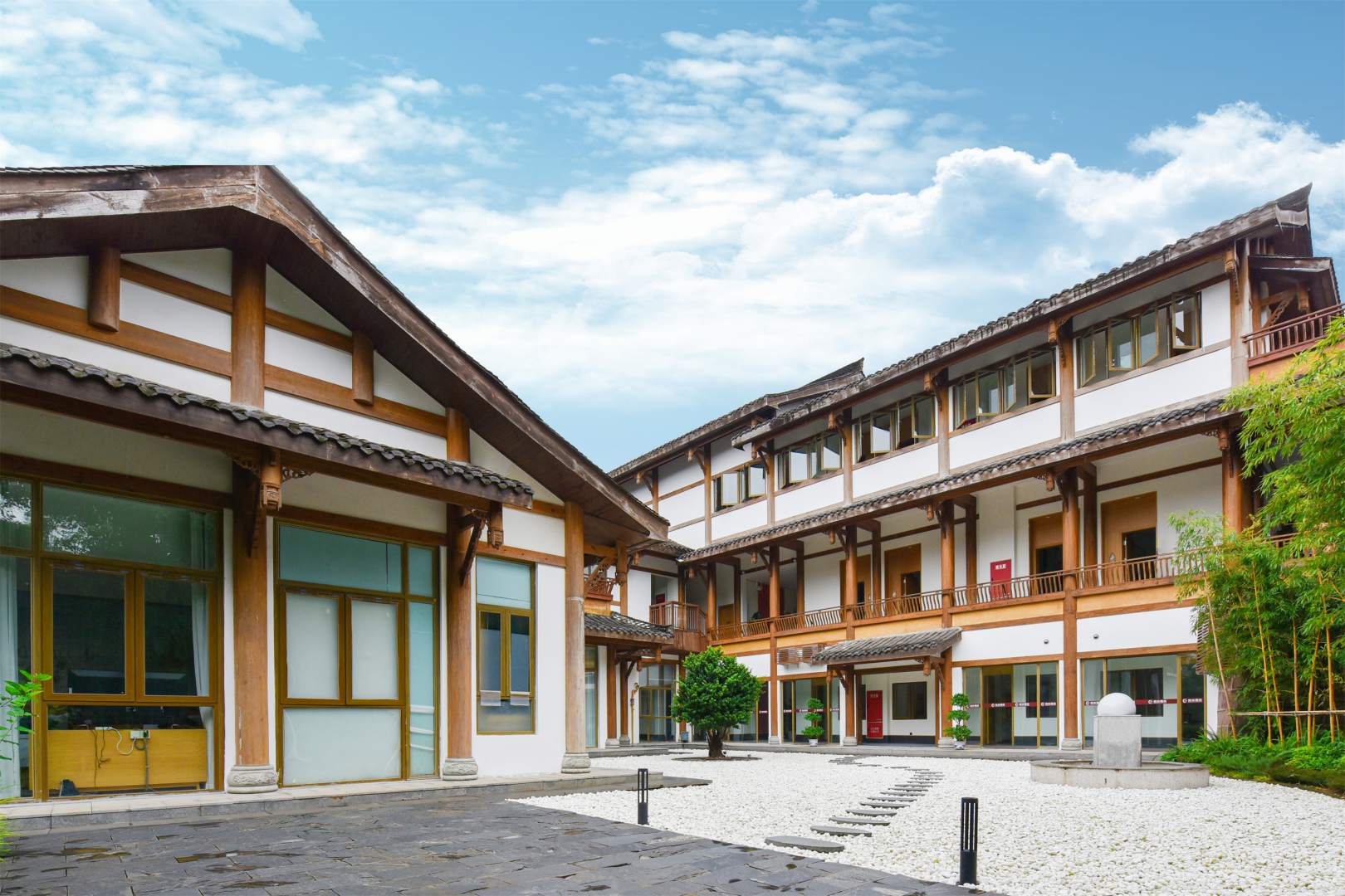 拾光意栈酒店(黑龙滩长岛国际旅游度假中心店)