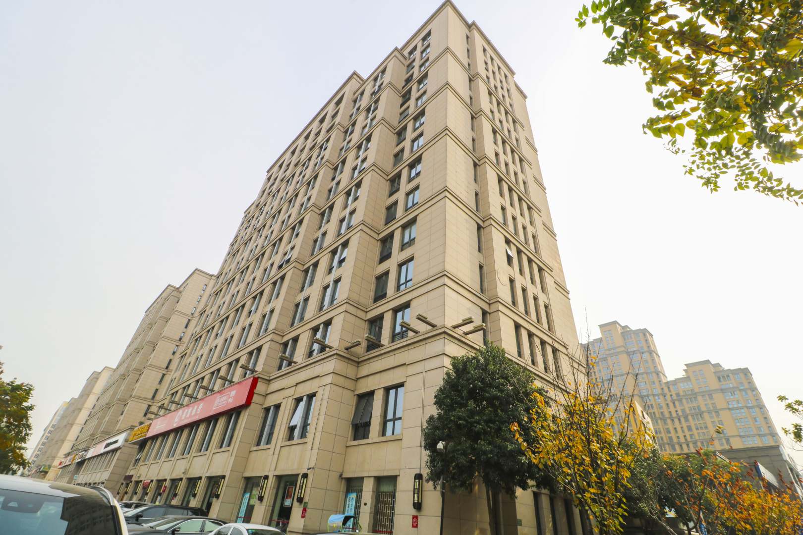 拉菲尔酒店(西安北客站店)