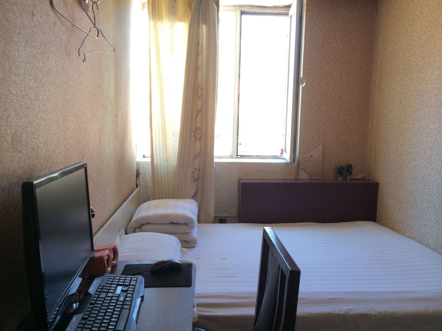 黑河弘音旅店