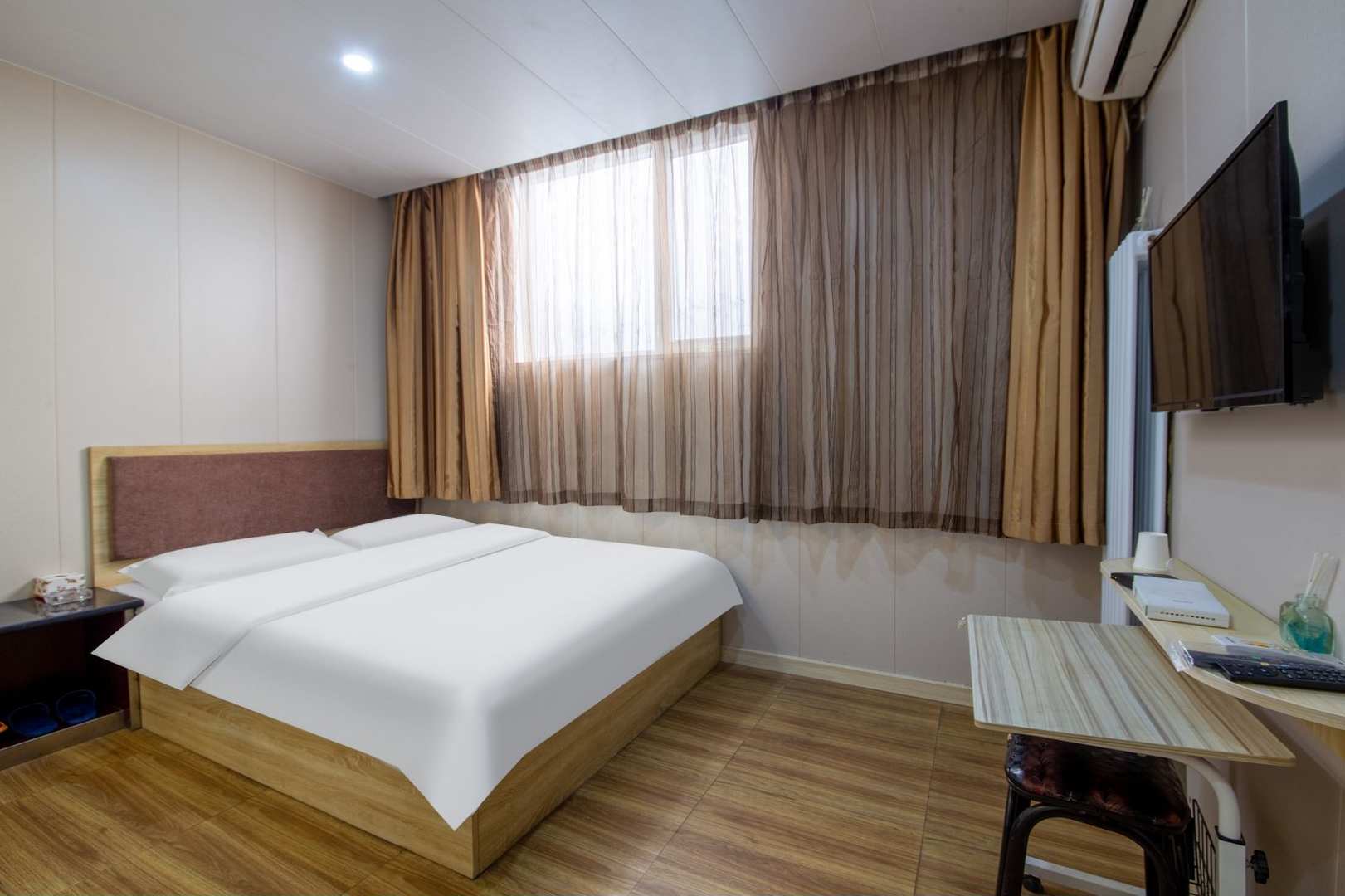 梧桐树客栈(长治和平医院分店)