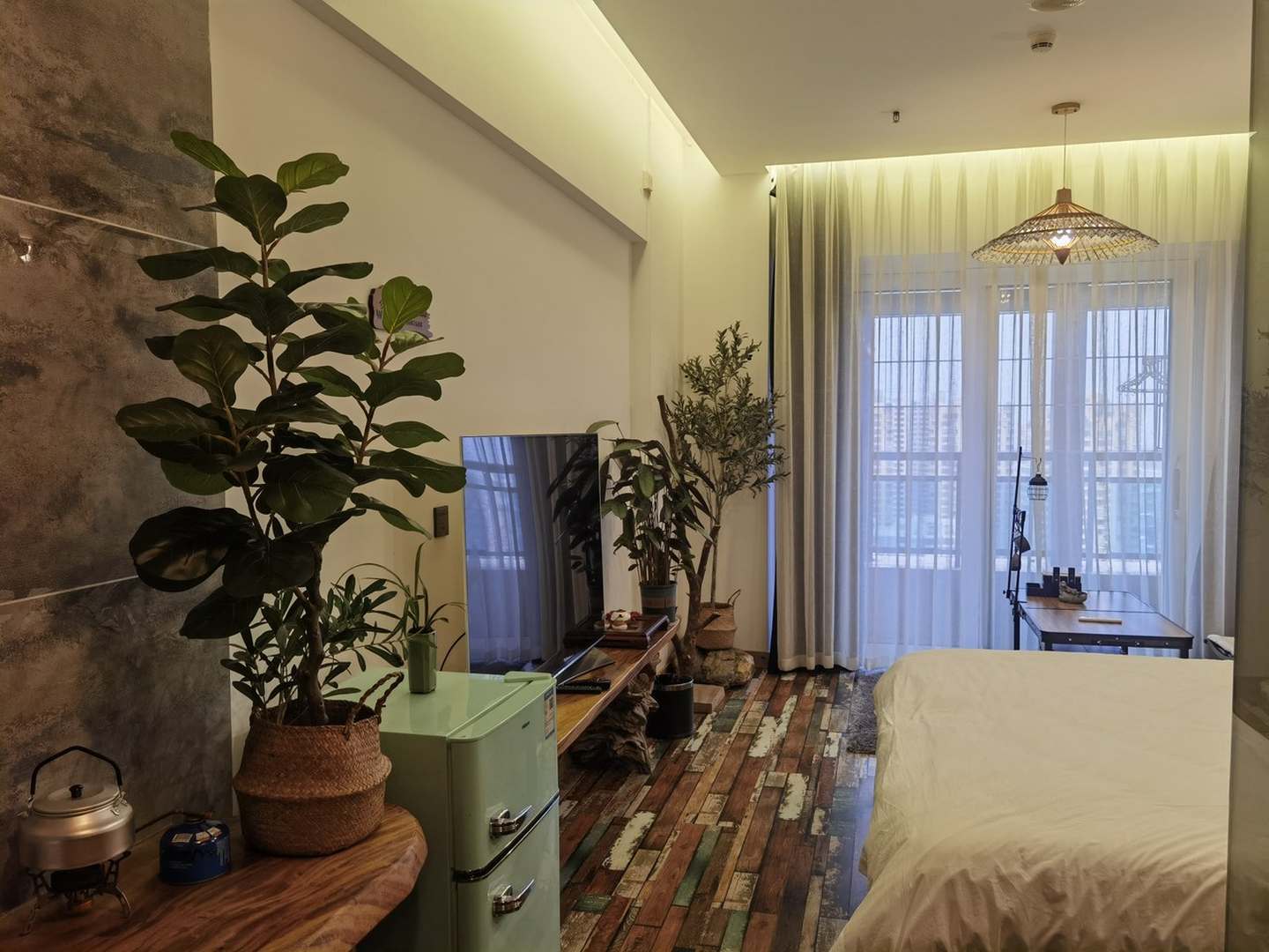 东汇城小树林公寓(金宝二巷分店)