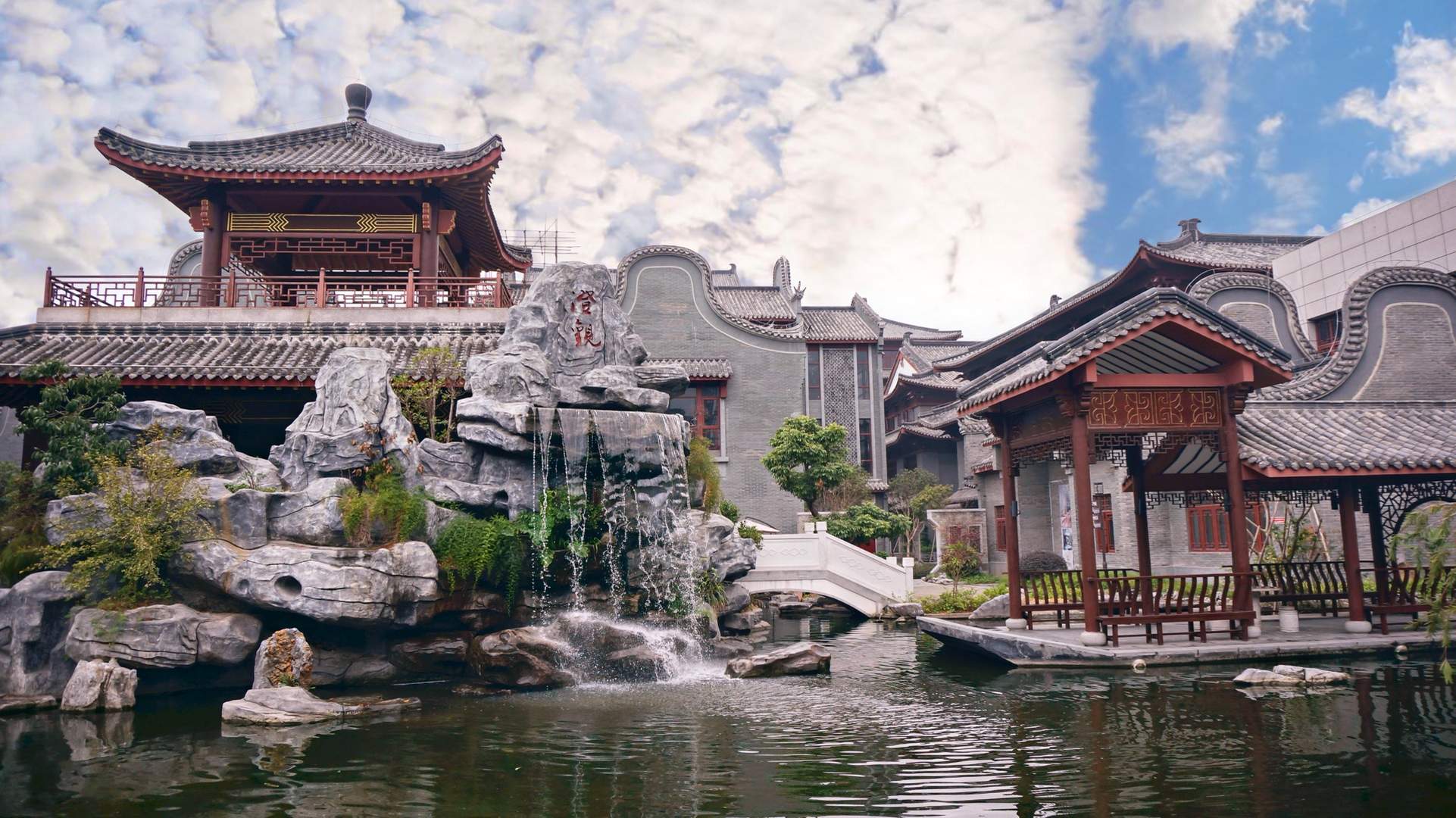 红博城大师园艺术酒店