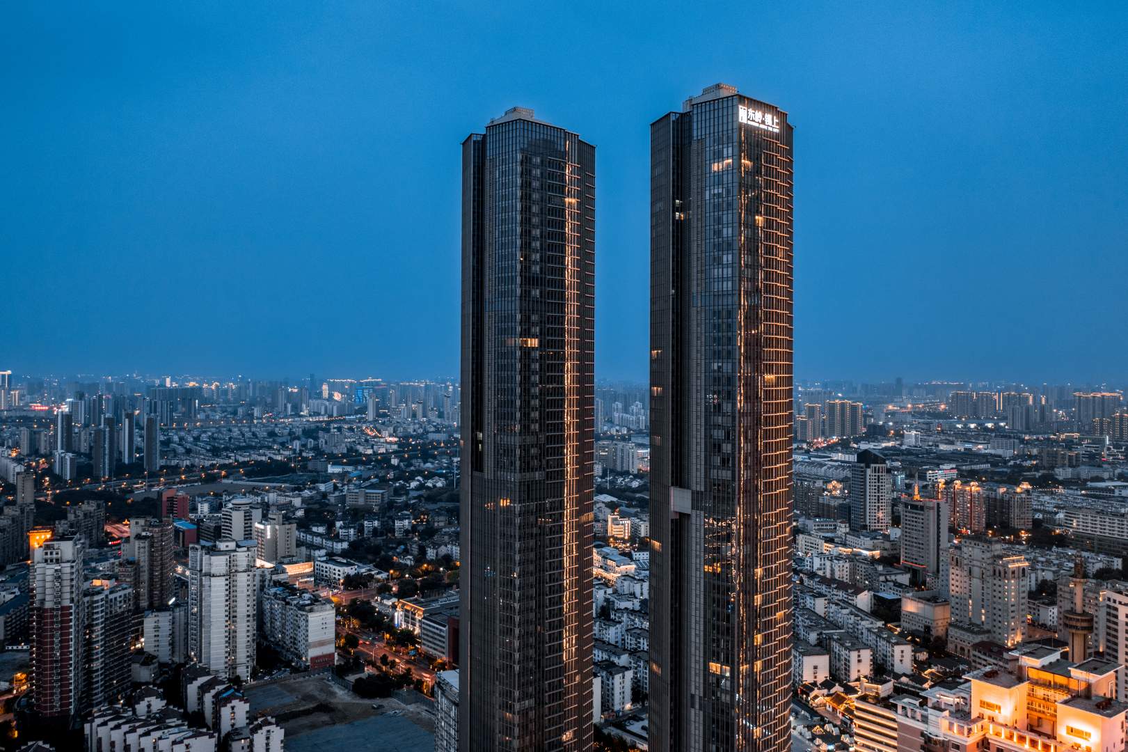 锡上云端公寓(新生路分店)