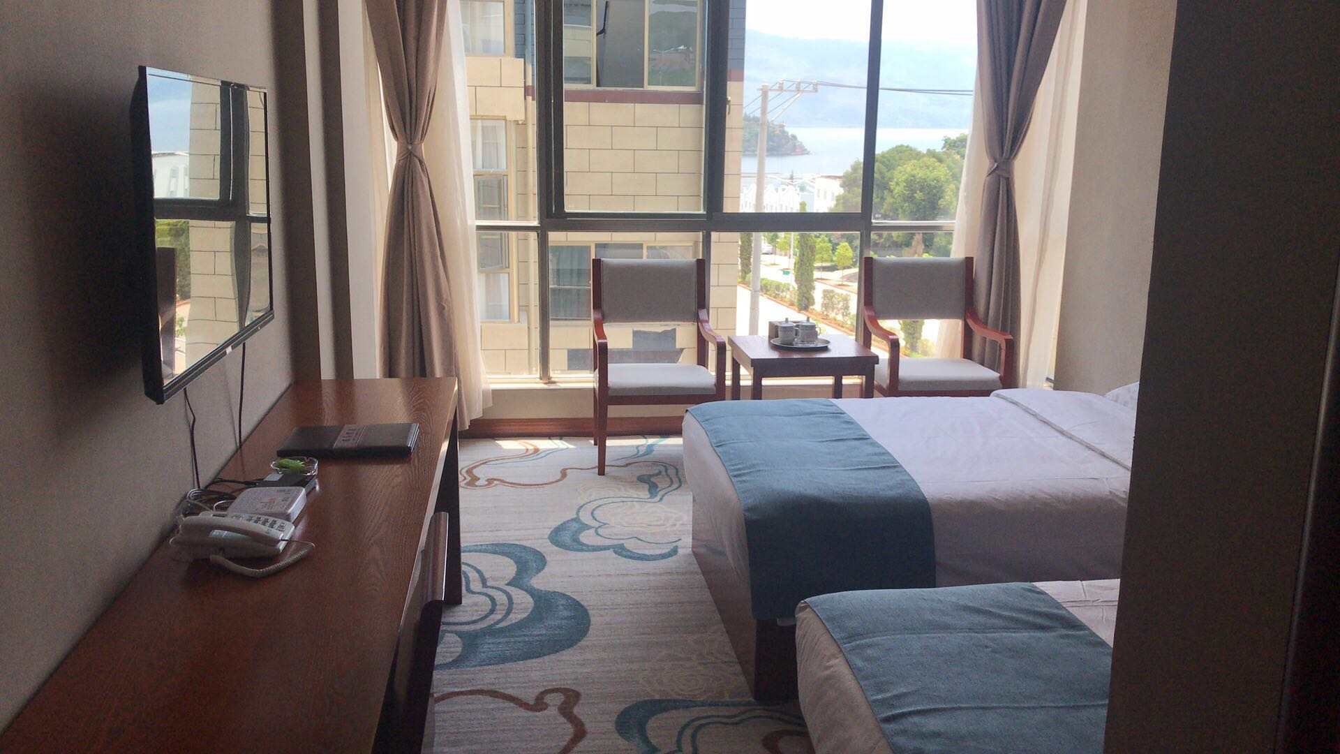 三湖酒店