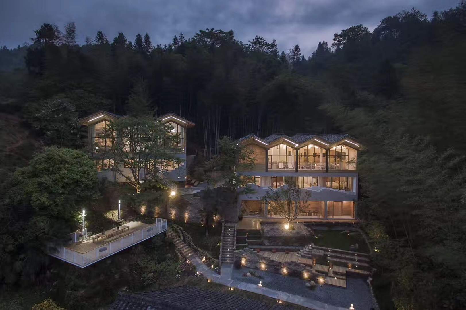 奇门南山客栈