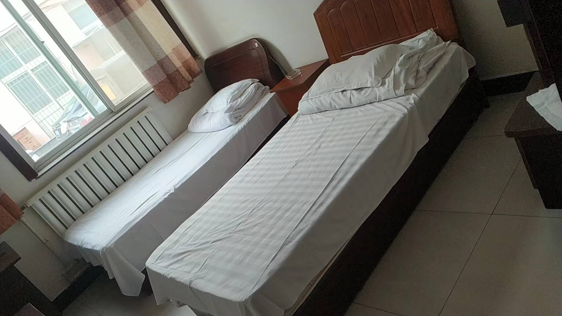 聚朋宾馆